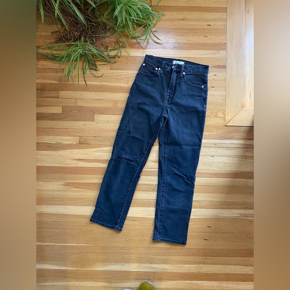 Madewell Classic Straight Leg Jean - Picture 1 of 8